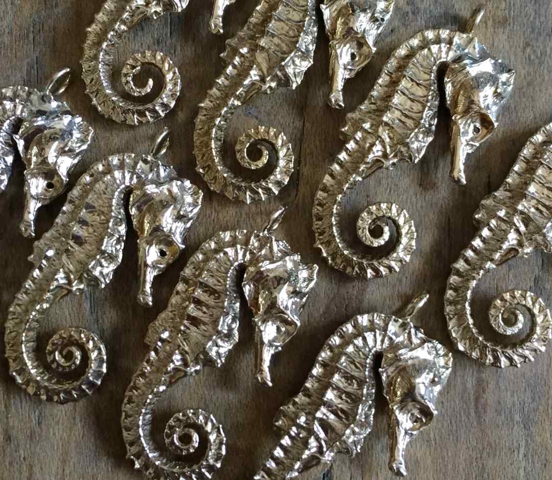 Momento TER Beautiful seahorse pendant memories meaning 